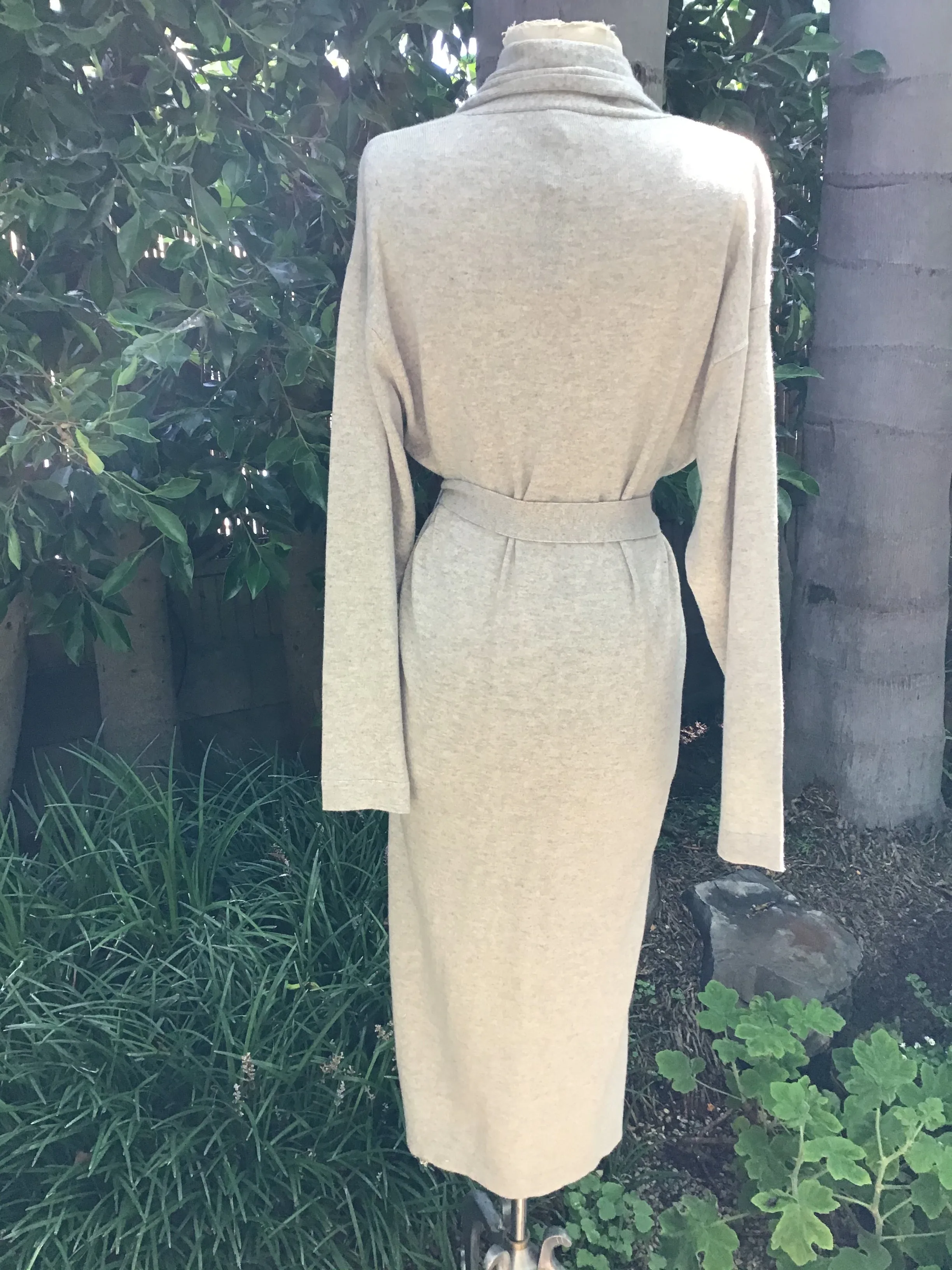 Luxurious 100% Cashmere Heather Grey Robe - Soft, Stylish, and Cozy Elegance