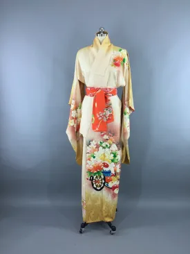 1960s Vintage Silk Kimono Robe Furisode in Ivory and Gold Ombre Floral