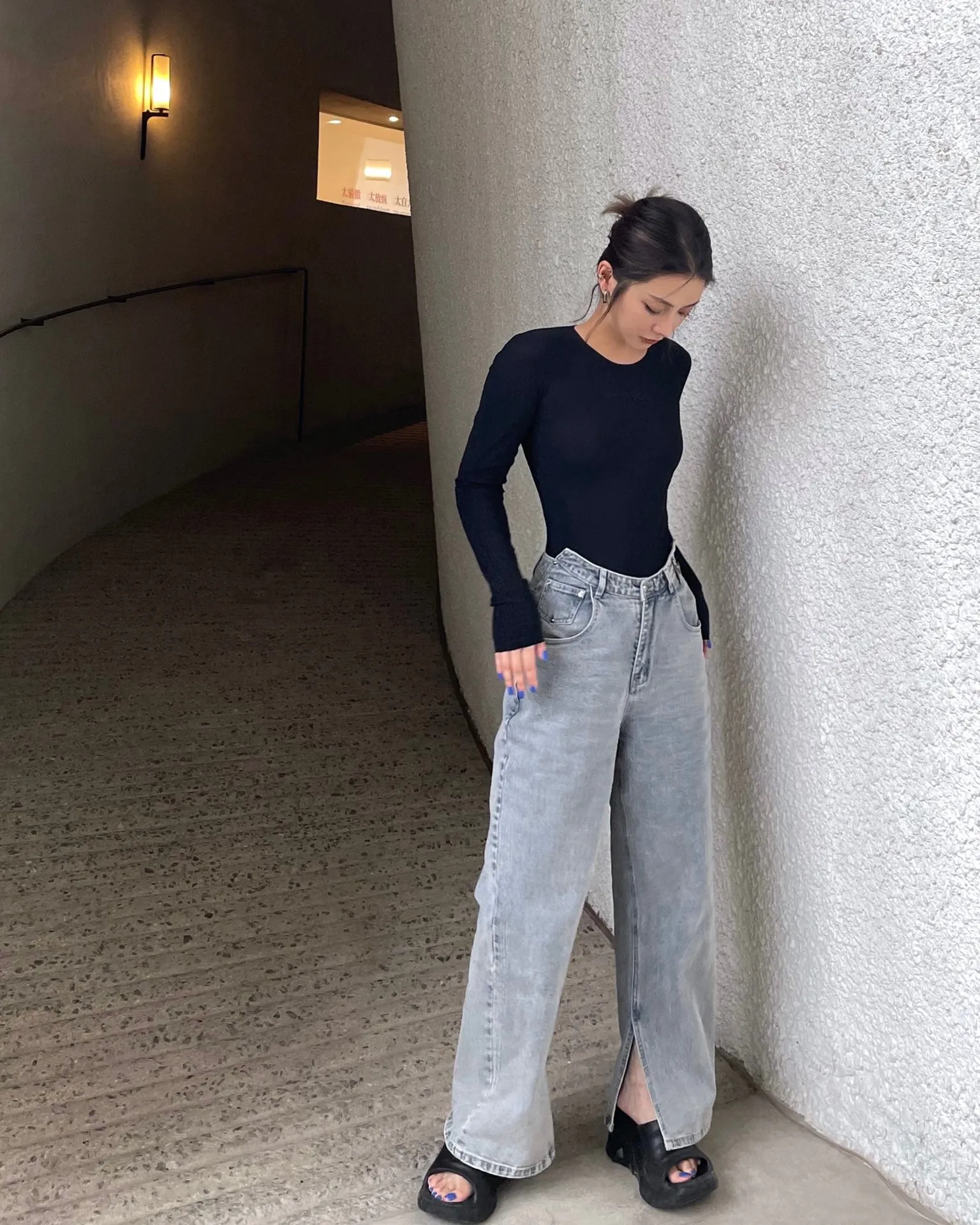 AINTSHY Moon White Blue Oversized Jeans