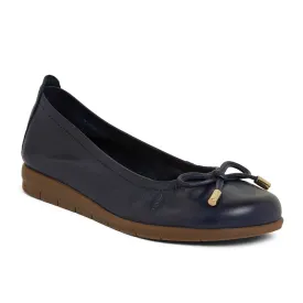 Barton Flat in Navy Leather
