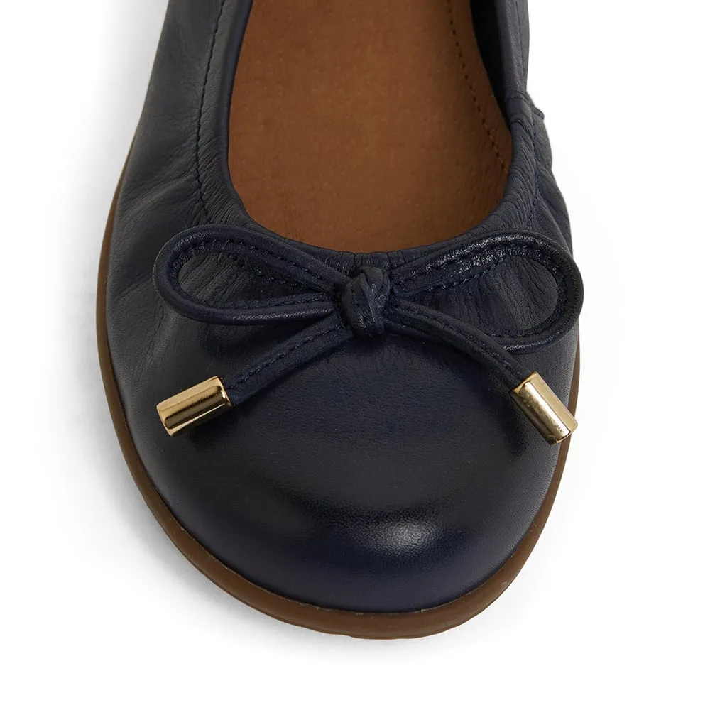 Barton Flat in Navy Leather