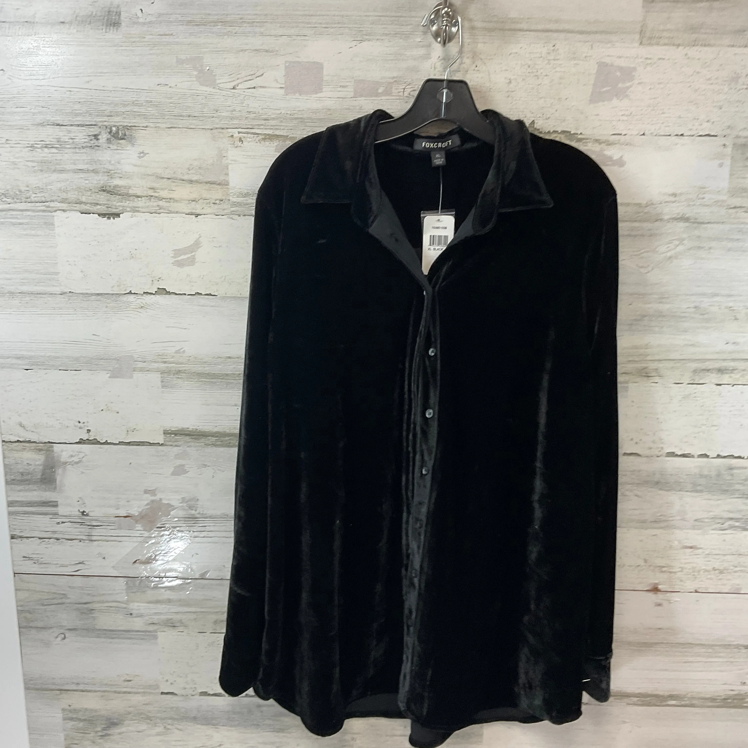 Blouse Long Sleeve By Foxcroft In Black, Size: Xl