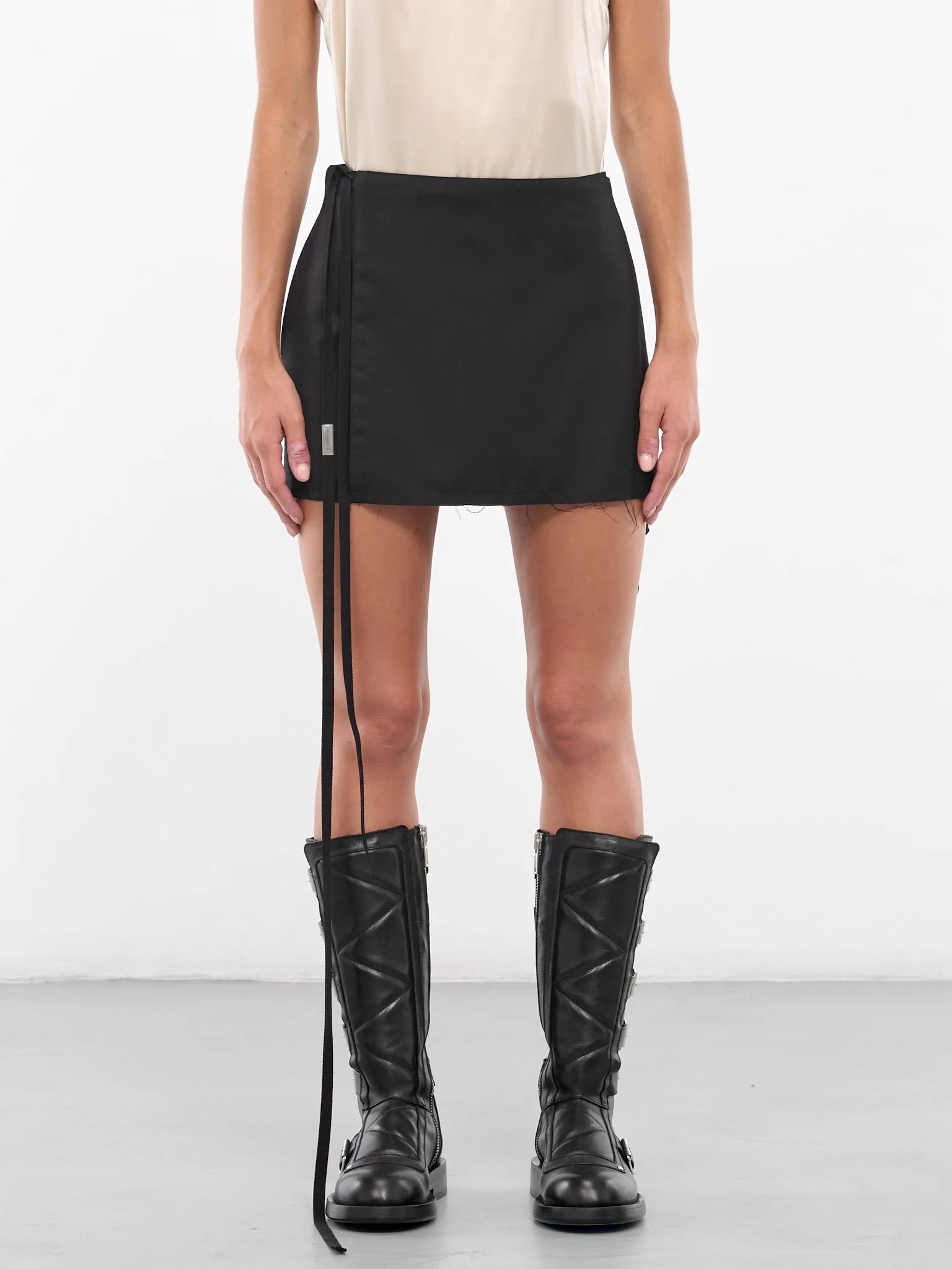 Bodie Wrap Mini Skirt (B0012267-FA515-BLACK)
