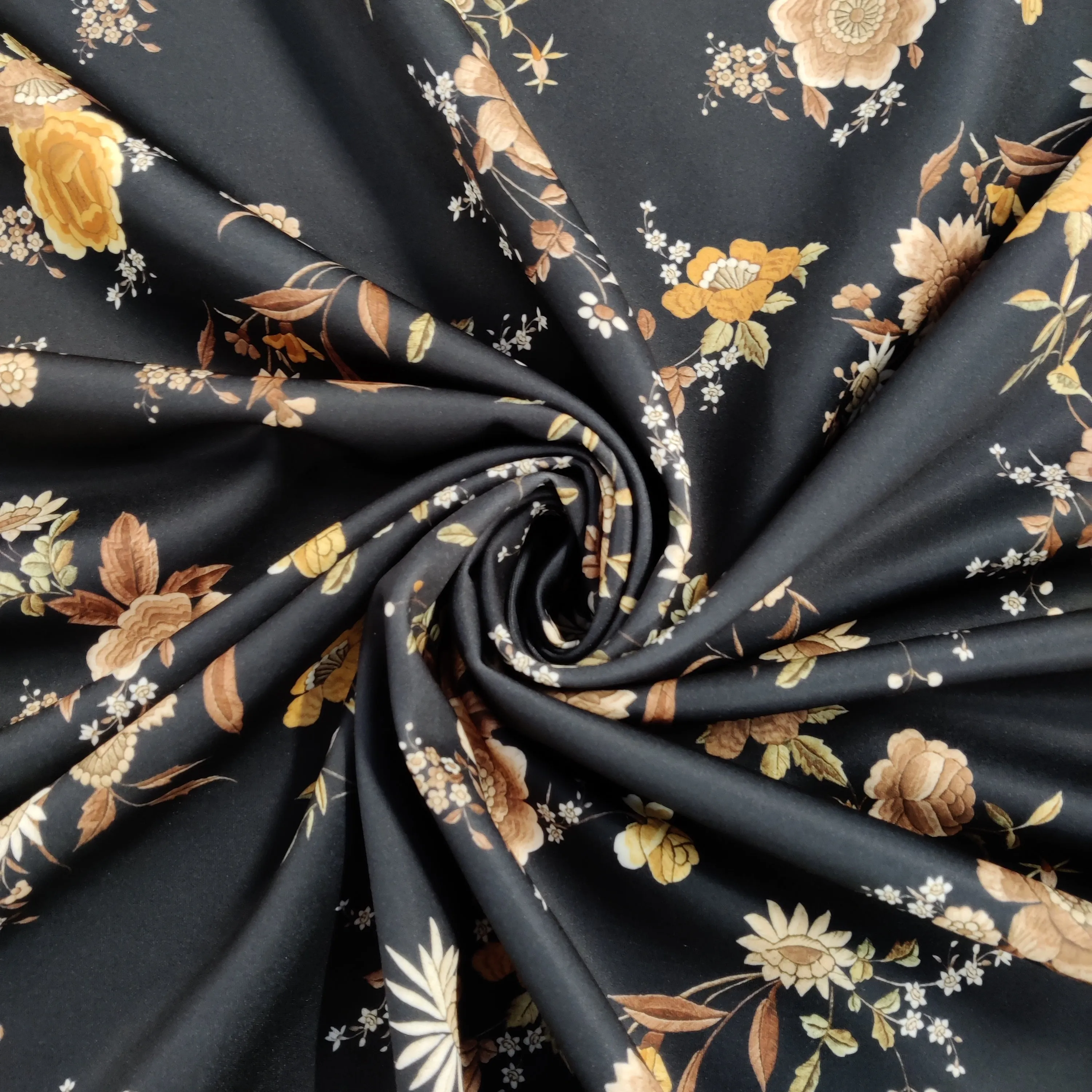 FS849 Black Floral