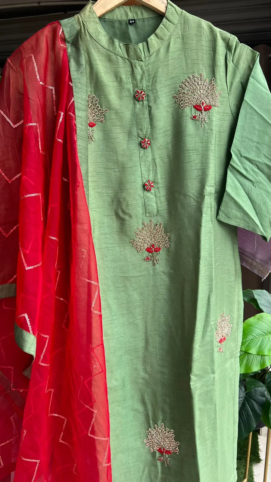 Green silk embroidery hand work 3 piece kurti set