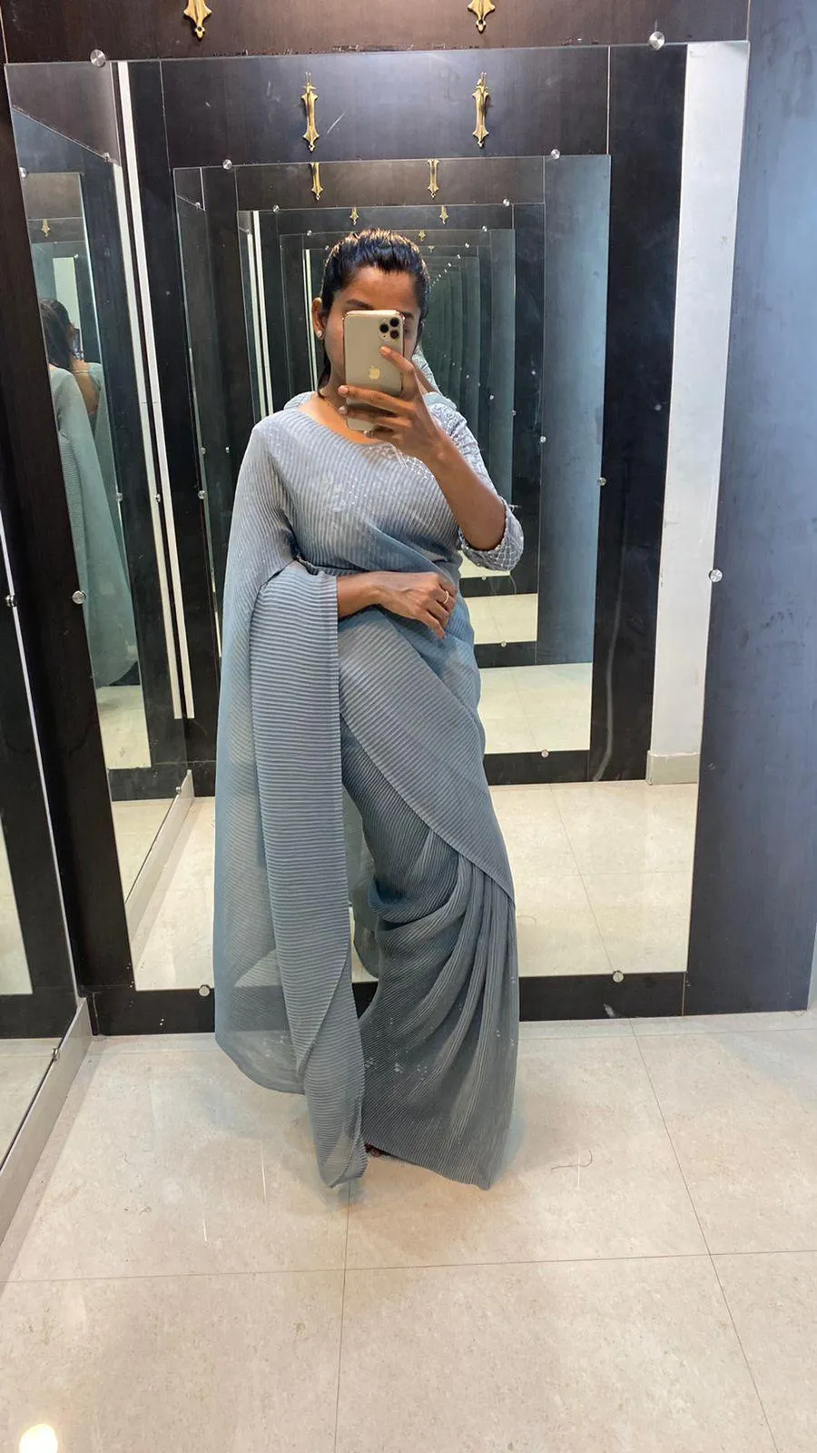 Grey crushed saree with ready to wear Blouse