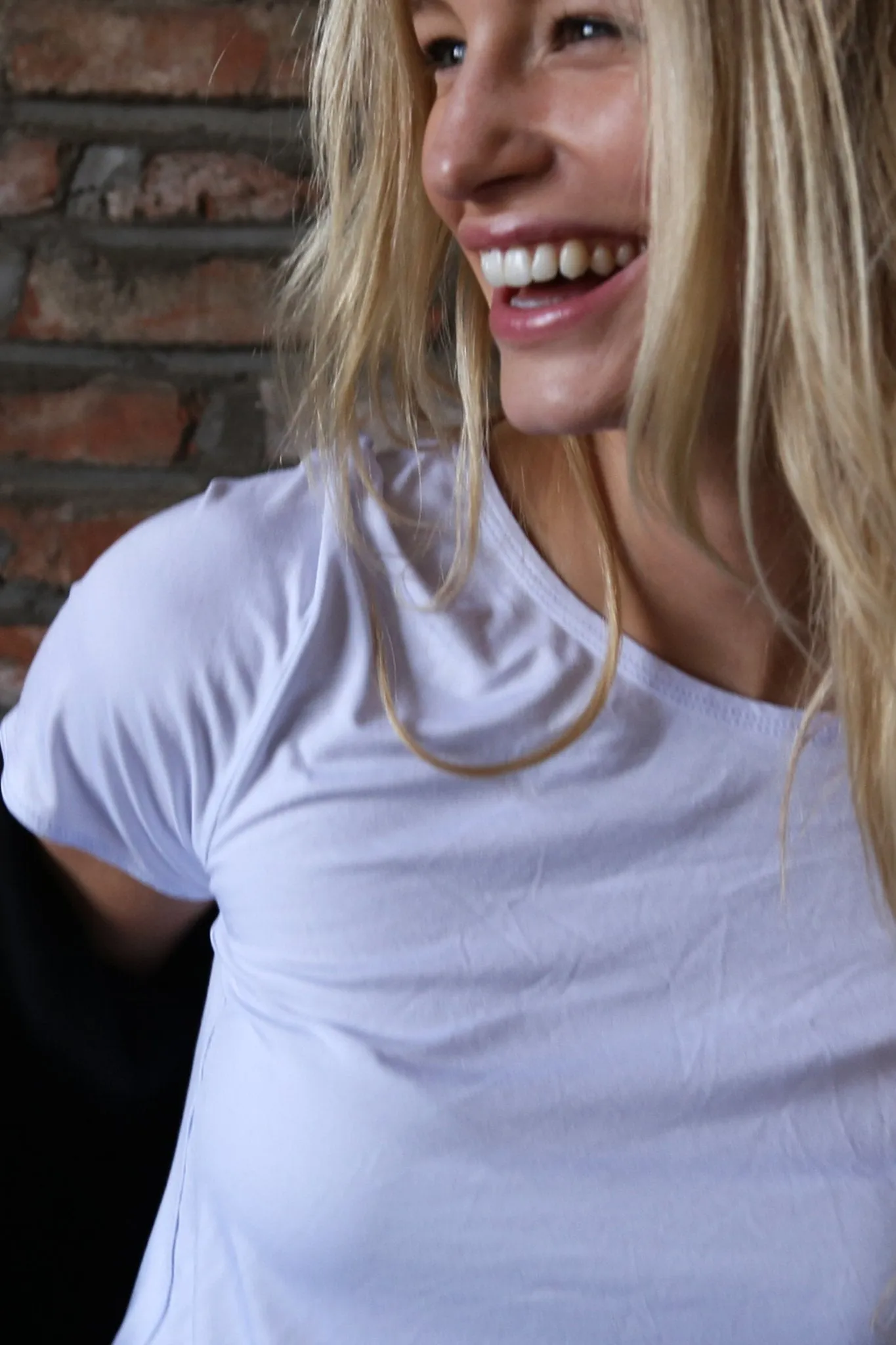 HI LO SPLIT SIDE TEE, WHITE