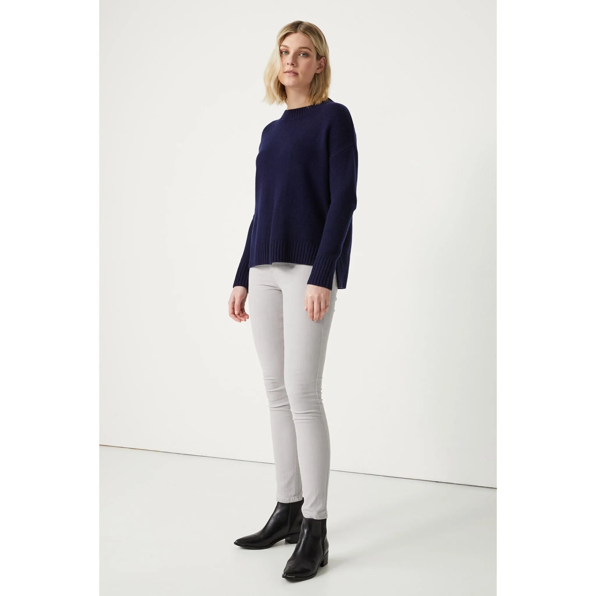 Kallista Knit - Navy