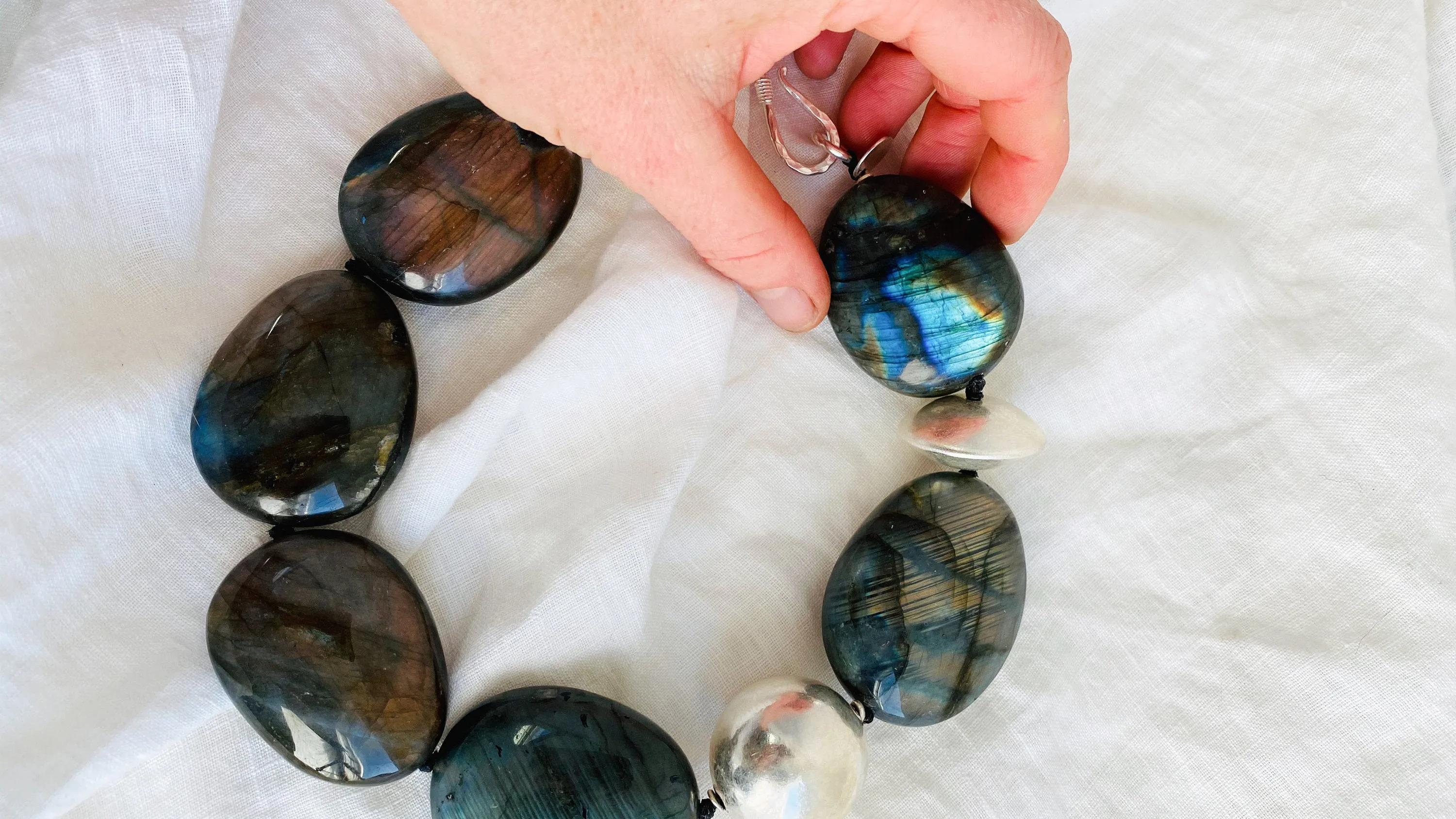 Labradorite & Silver Necklace. Sterling Silver.