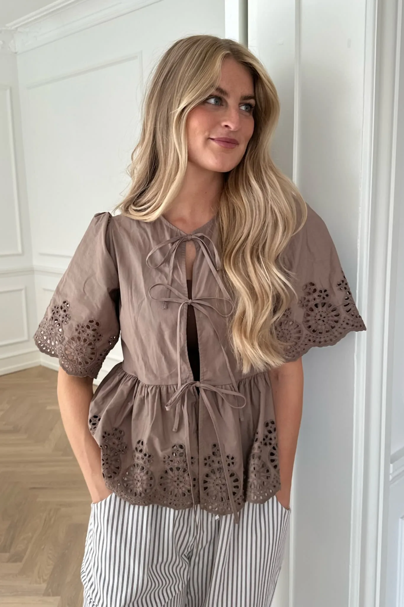 LulaIC Top - Brun Broderi