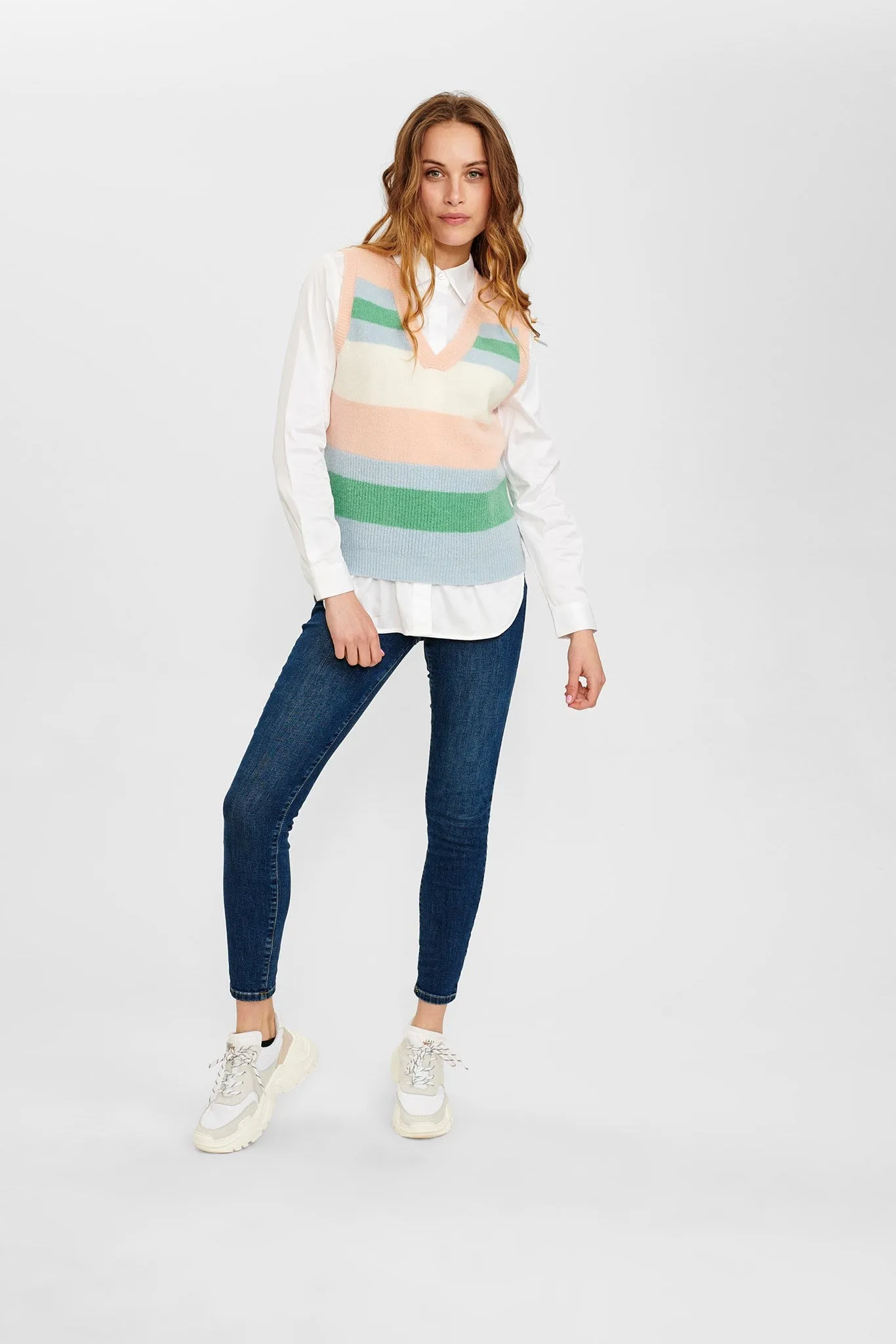 NUCALAMITY VEST - Cashmere Blue