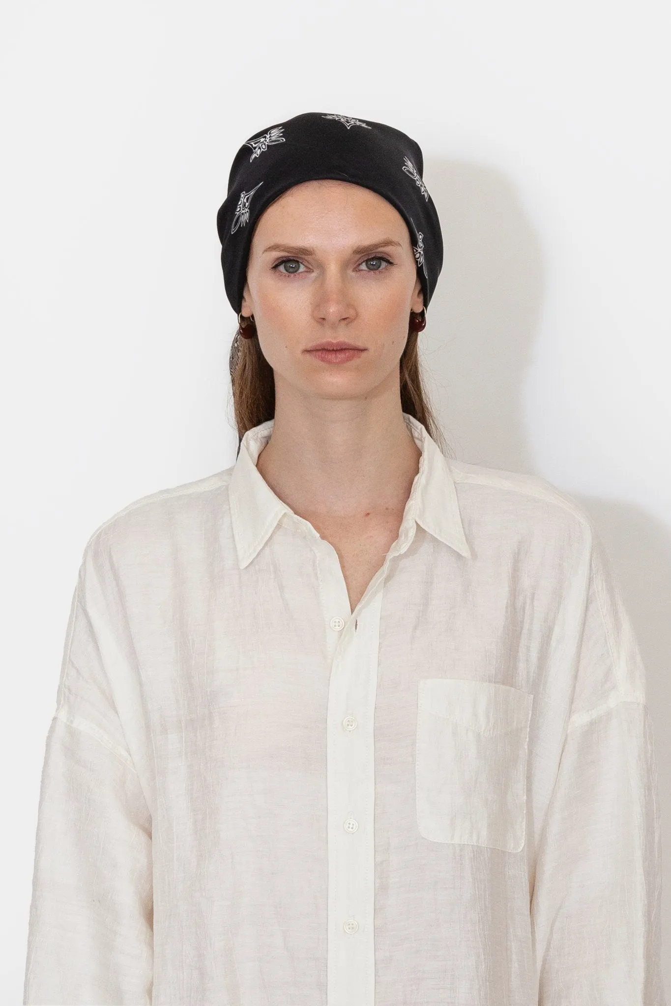 Sens Carre in Black