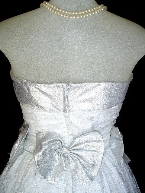 *VINTAGE FAIRY PRINCESS SPARKLING SILVER DIAMOND TULLE FORMAL PROM GOWN / EVENING GOWN WITH A GRAND SWEEP OF 14 FEET
