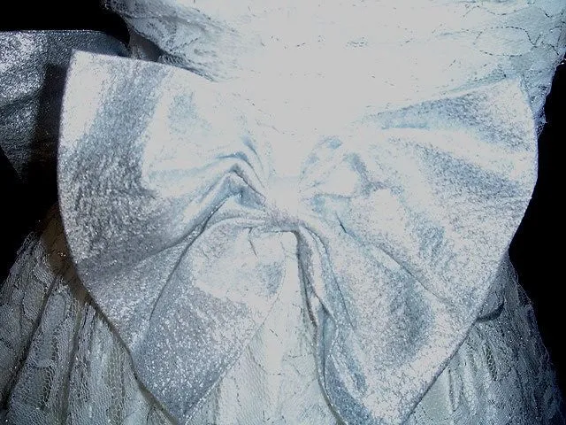 *VINTAGE FAIRY PRINCESS SPARKLING SILVER DIAMOND TULLE FORMAL PROM GOWN / EVENING GOWN WITH A GRAND SWEEP OF 14 FEET