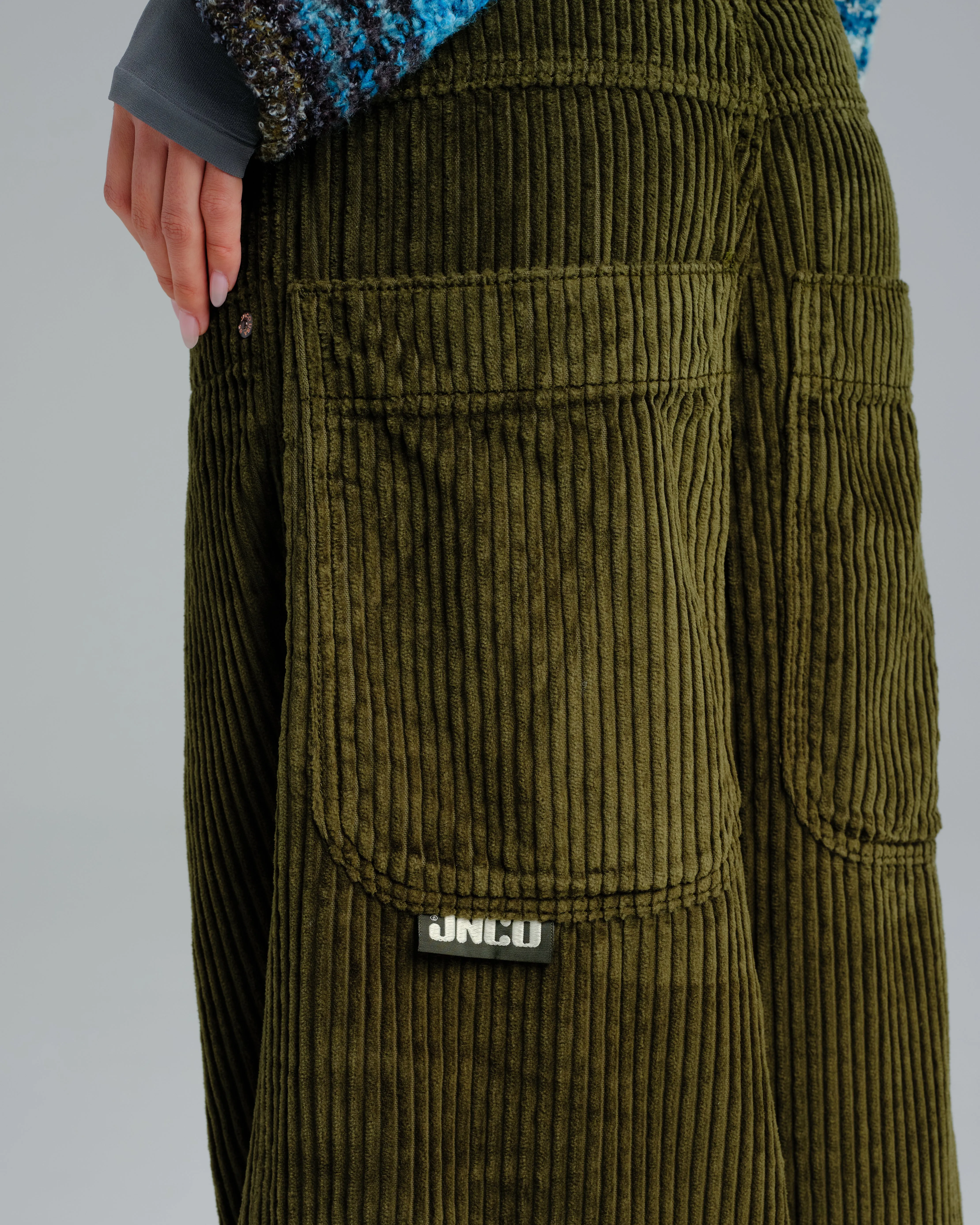 W101 Twin Cannon. 26". 4 Wale Corduroy. Moss.