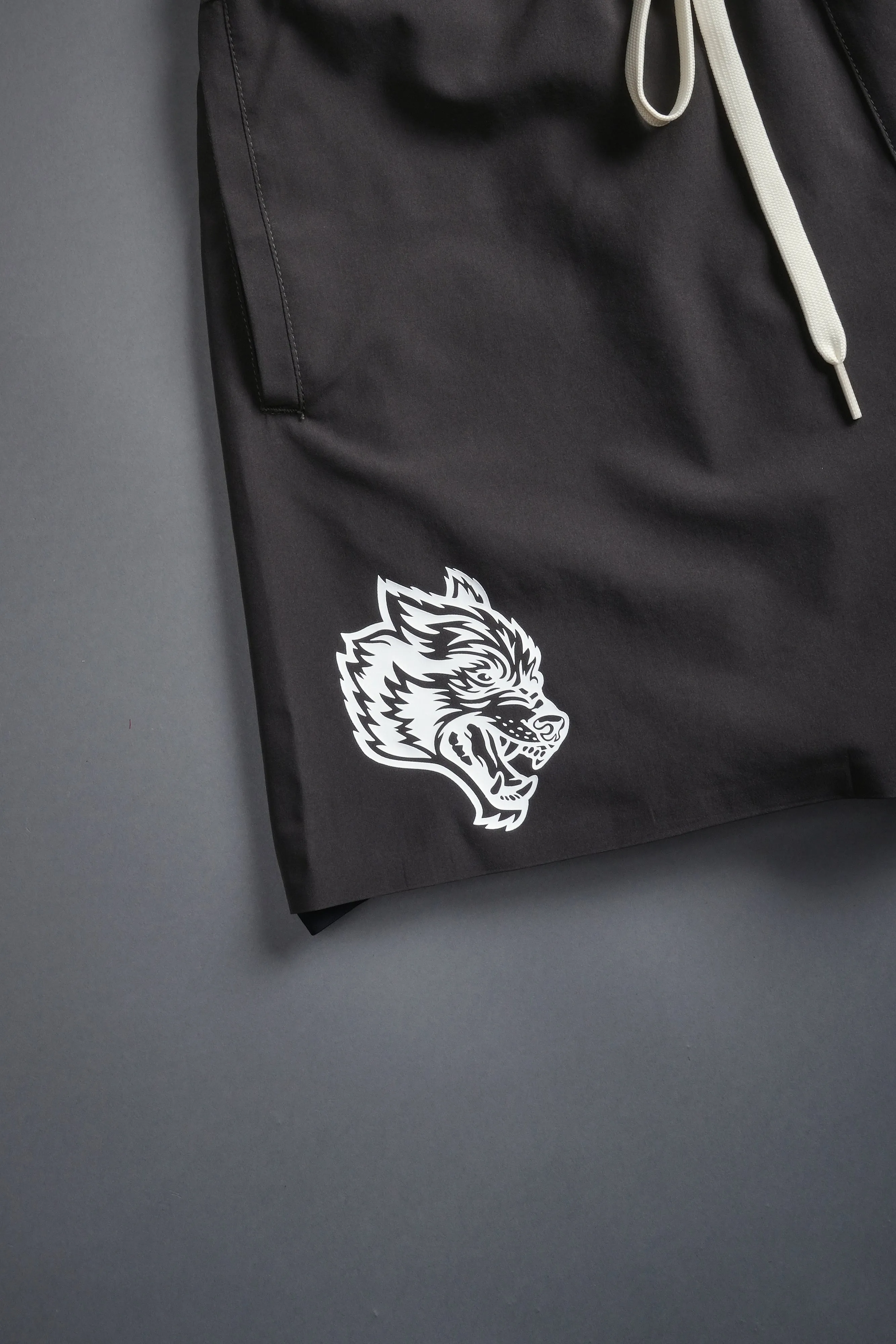 Wolves Hardcore Compression Shorts in Wolf Gray