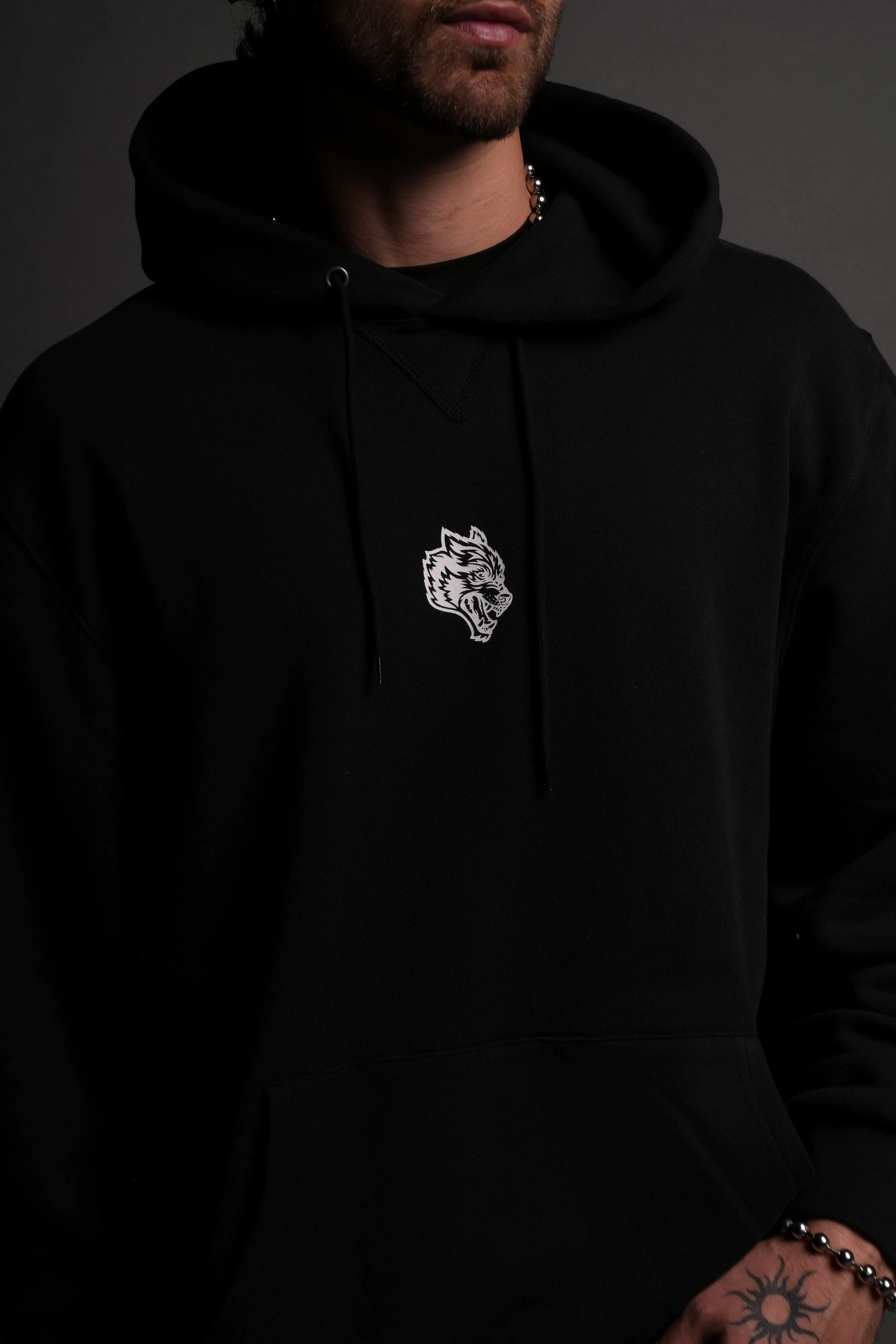 Wolves Pyramid "Wyoming" Hoodie in Black