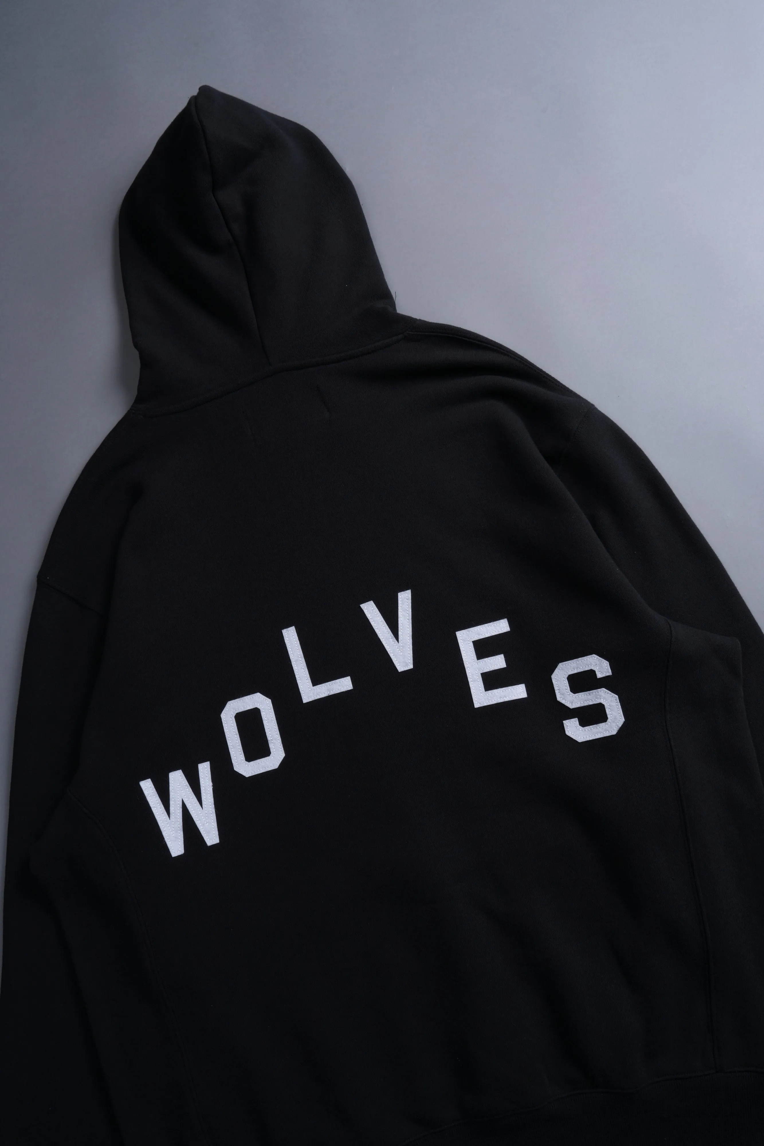Wolves Pyramid "Wyoming" Hoodie in Black