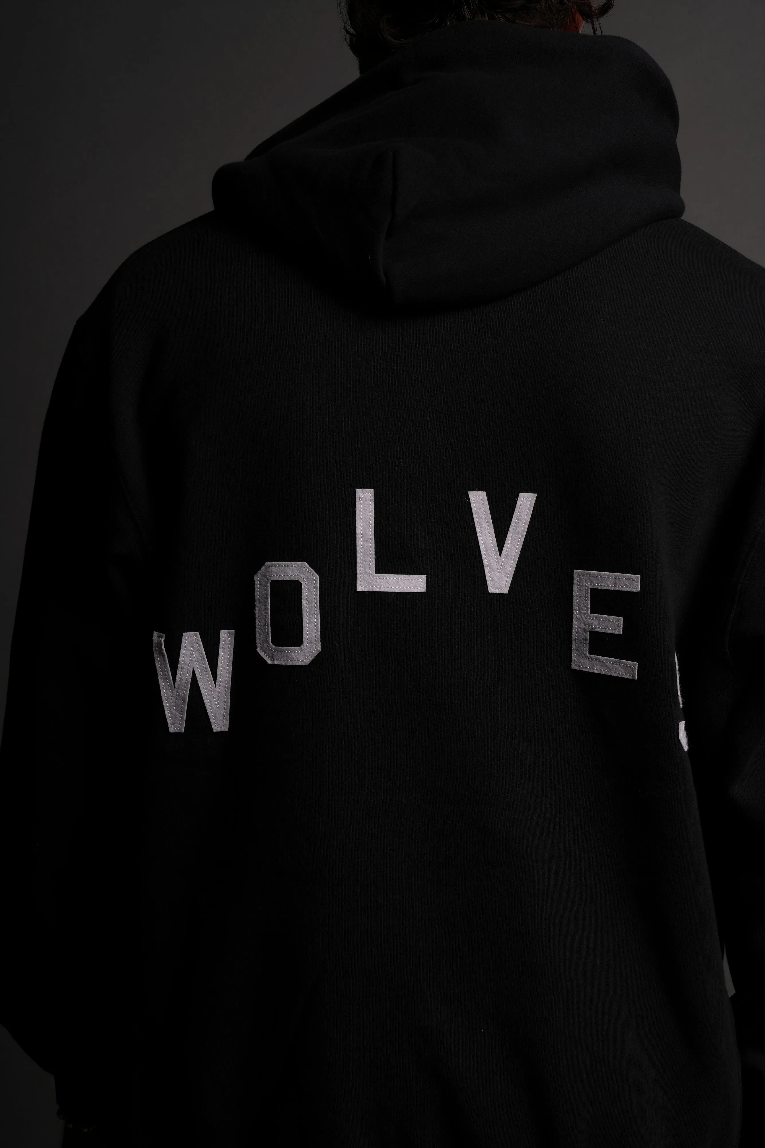 Wolves Pyramid "Wyoming" Hoodie in Black